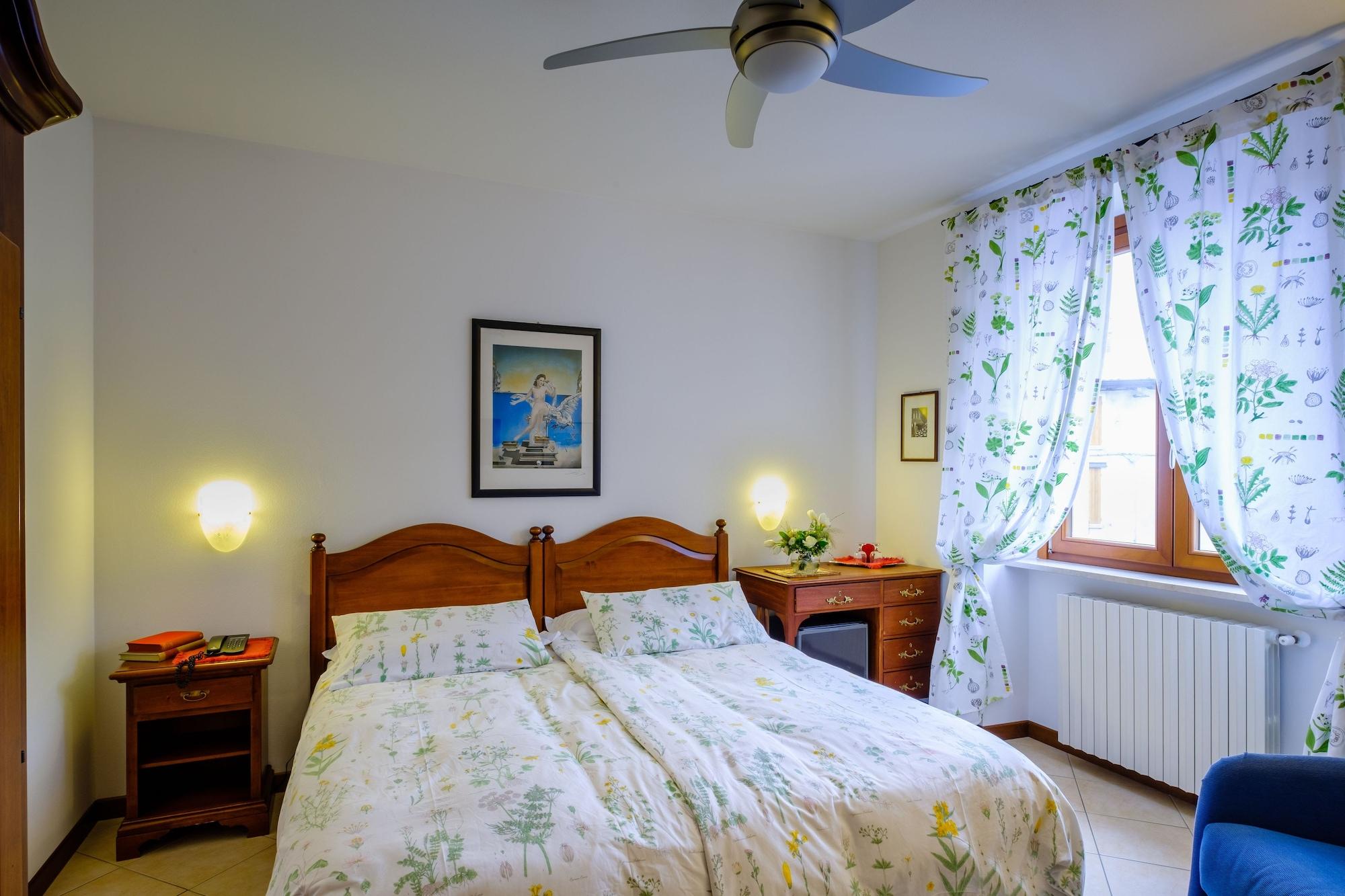 Hotel Tre Punte Гарняно Екстериор снимка