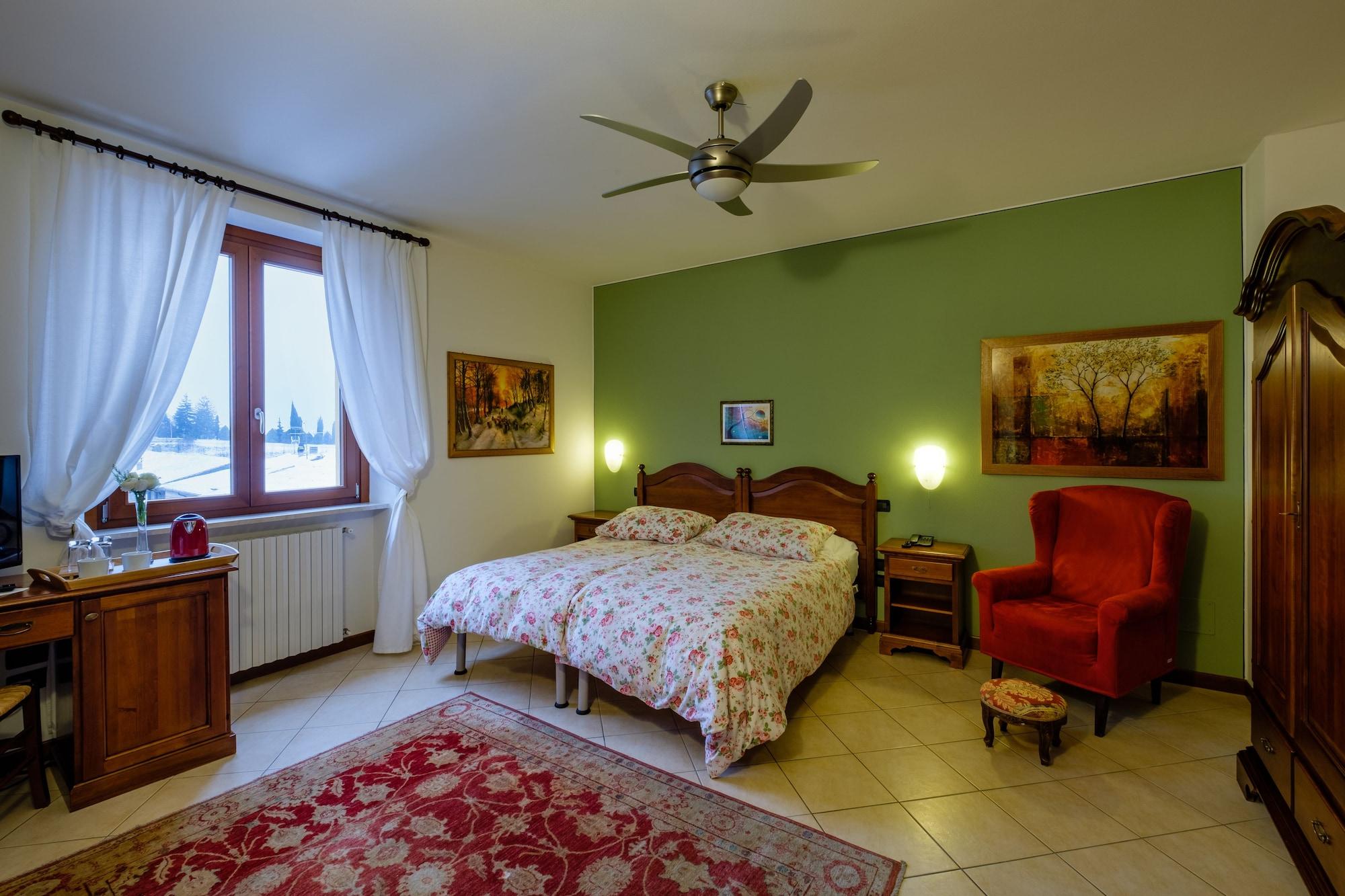 Hotel Tre Punte Гарняно Екстериор снимка