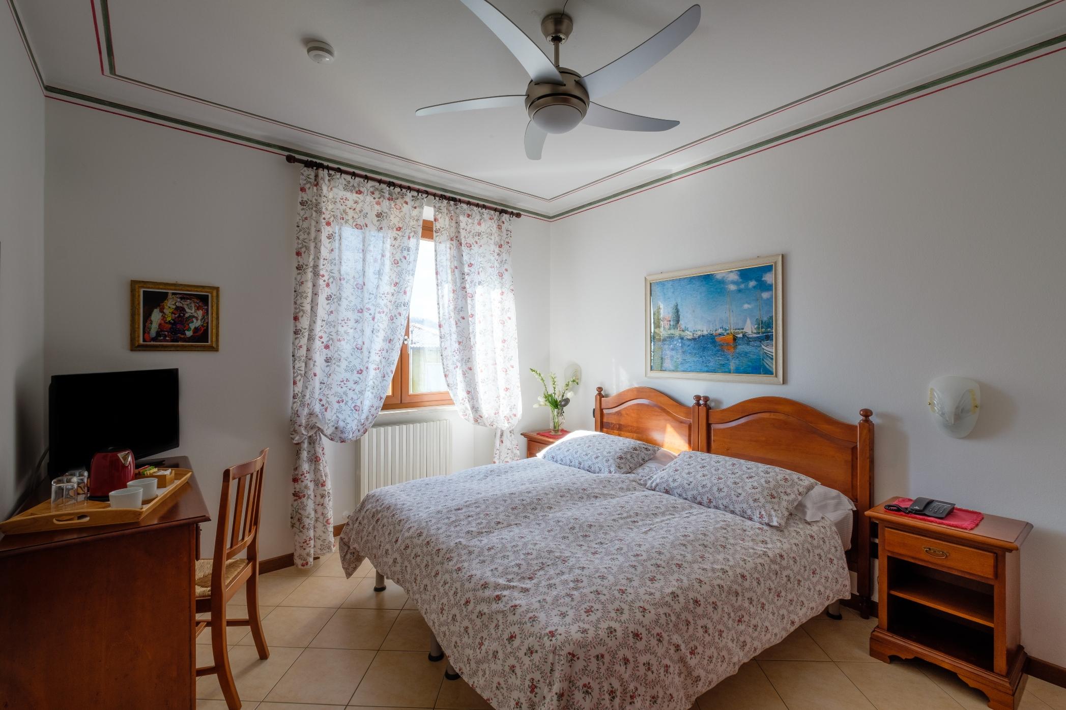 Hotel Tre Punte Гарняно Екстериор снимка