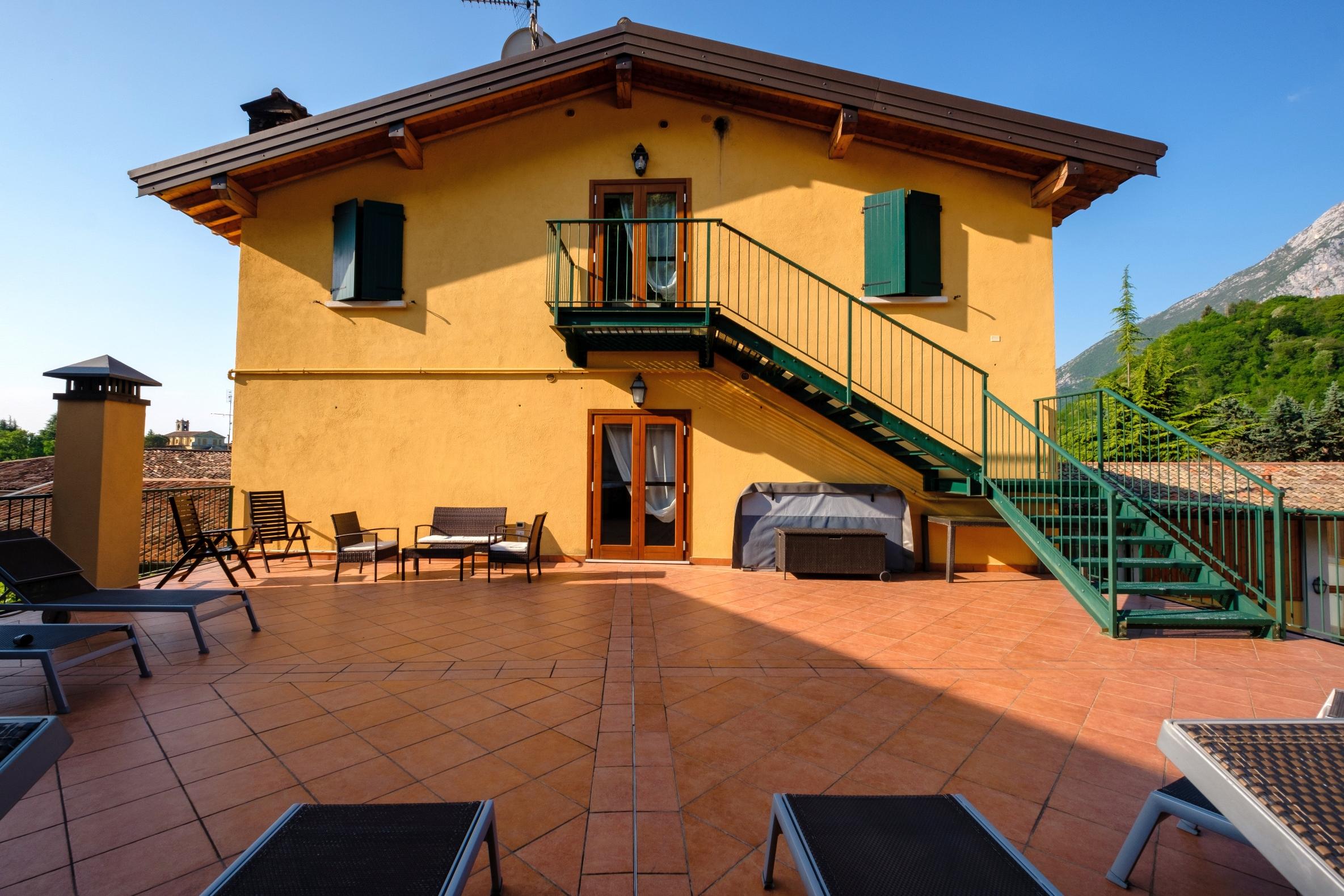 Hotel Tre Punte Гарняно Екстериор снимка