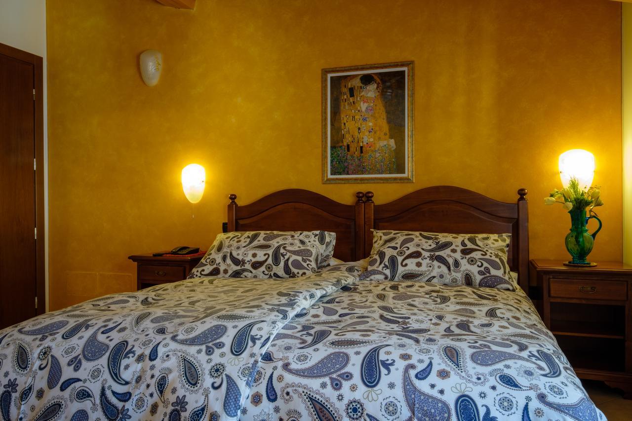 Hotel Tre Punte Гарняно Екстериор снимка