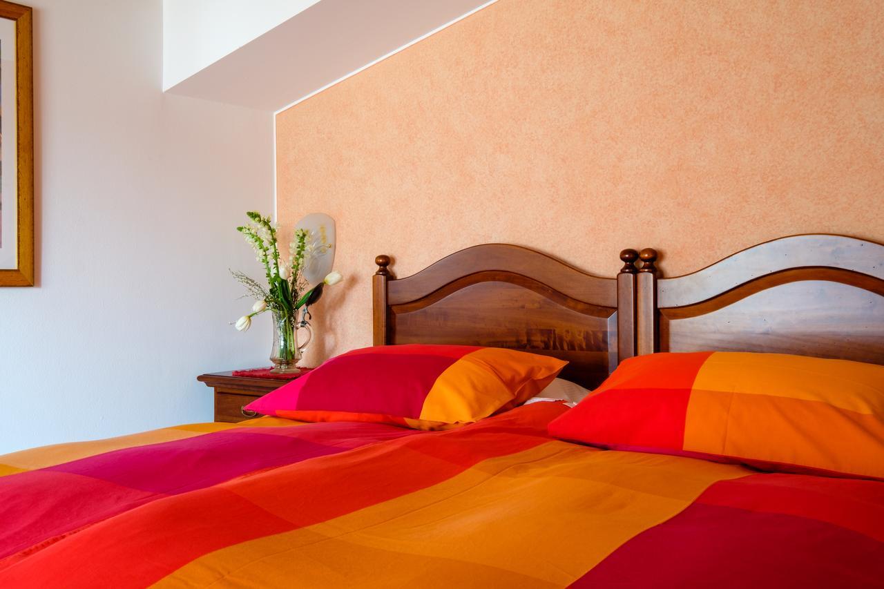 Hotel Tre Punte Гарняно Екстериор снимка