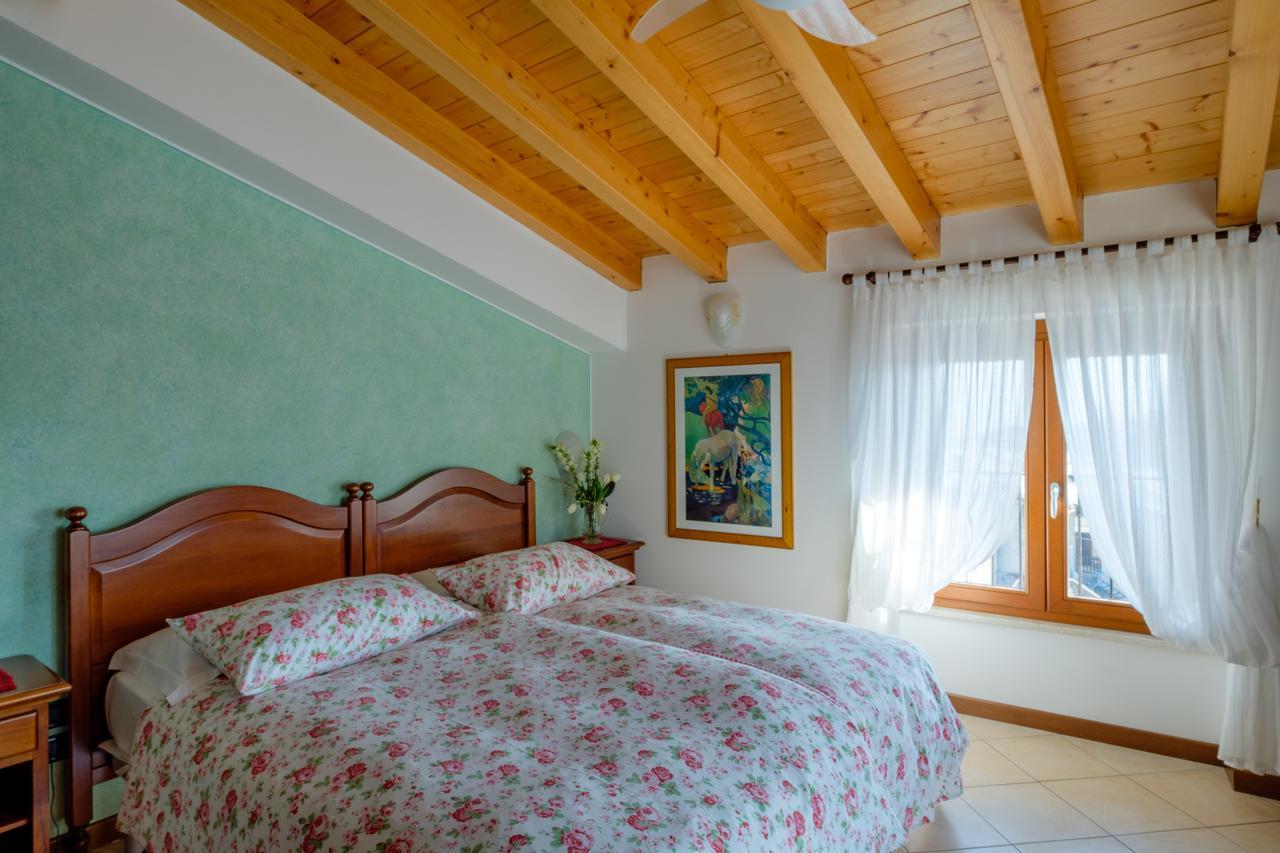 Hotel Tre Punte Гарняно Екстериор снимка